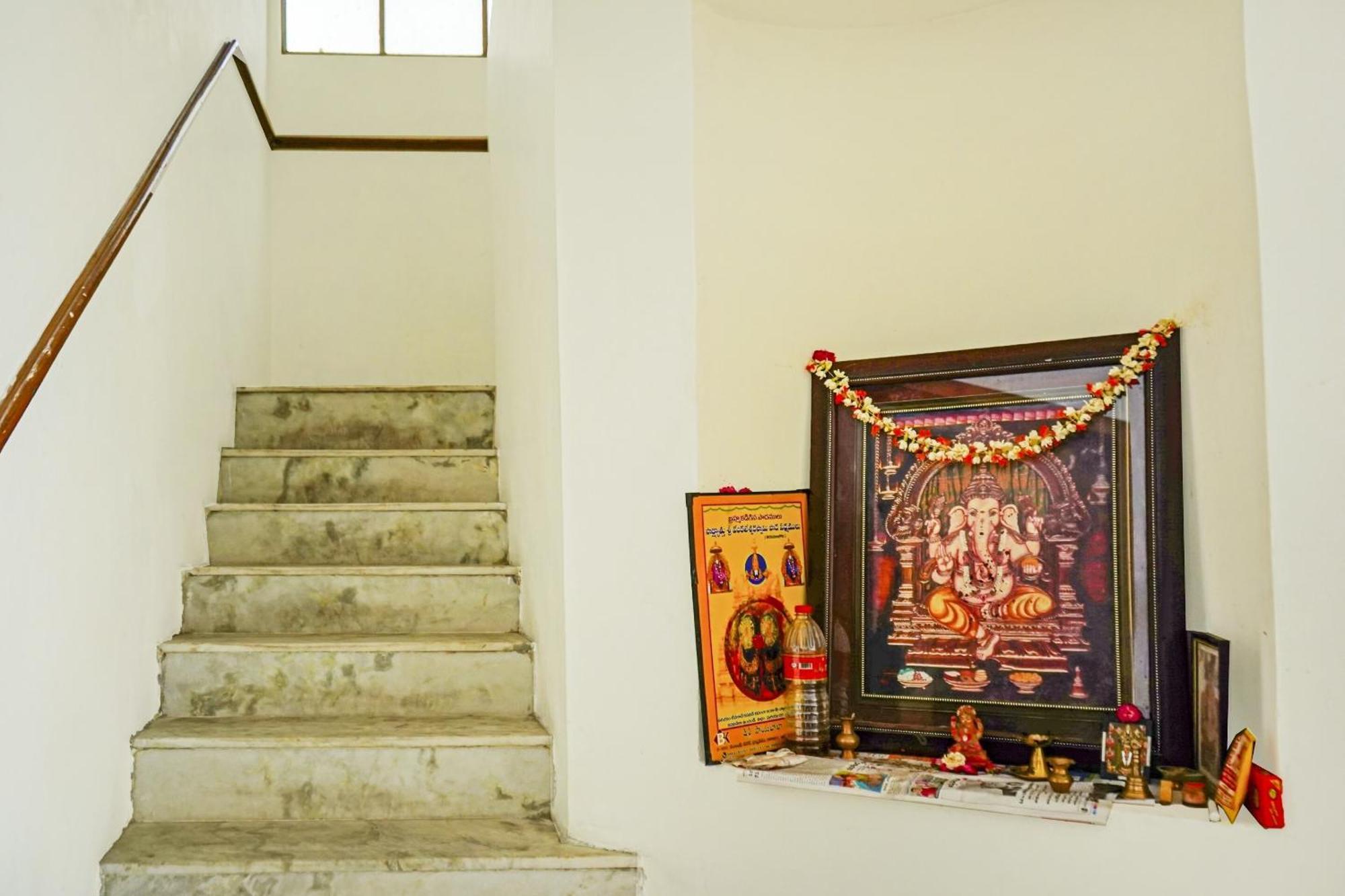 Hotel O Swapna Vijayawāda 外观 照片
